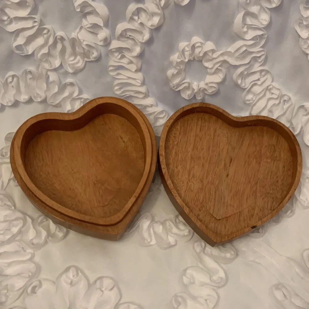 Wooden Vtg Heart Trinket Box Metal Etching Floral with Birds No Hinges Thailand
